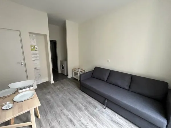 T1 CHARPENNES - VILLEURBANNE