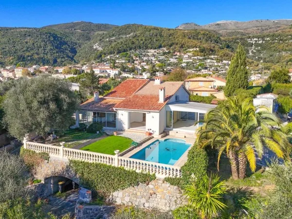 Tourrettes-sur-Loup - Villa de plain pied avec vue panoramique