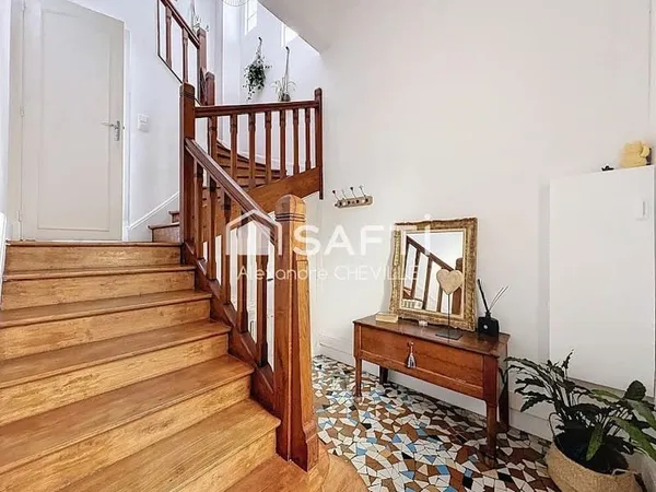 Maison 6 pièces 180 m²