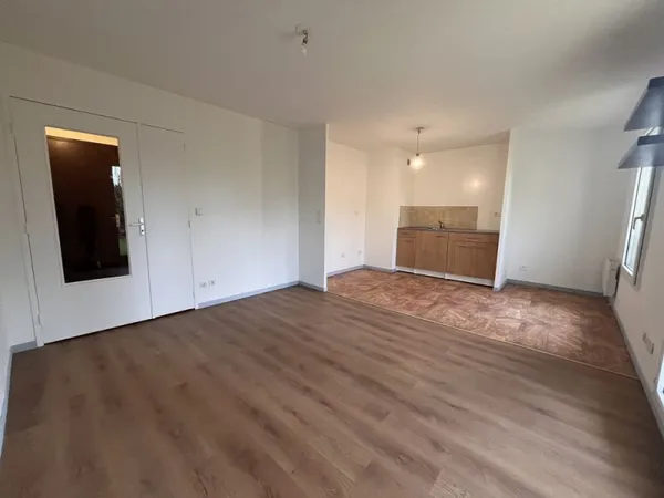 GRAND STUDIO