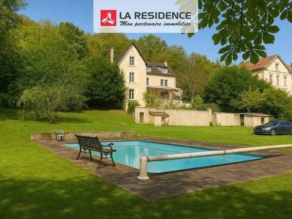 Maison 11 pièces 267 m²