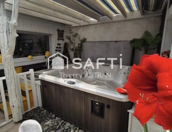 Maison habitable sans travaux et entièrement rénovée.