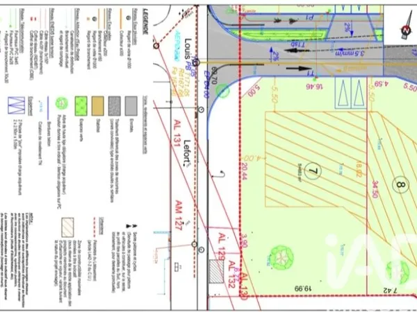 Terrain en individuel 683 m²