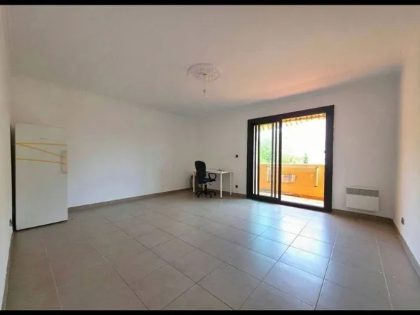 Appartement 4 pièces 81 m²