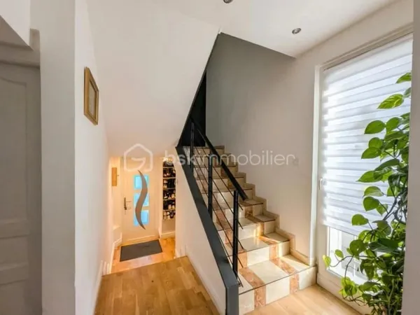 Maison 6 pièces 150 m²