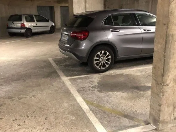 Parking 13 m²