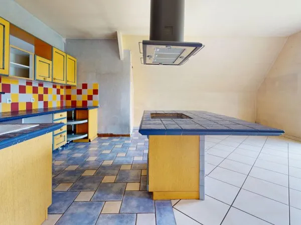DANS UN RESIDENCE DE 4 LOGEMENTS SANS CHARGES