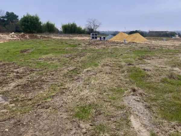 Terrain 302 m²