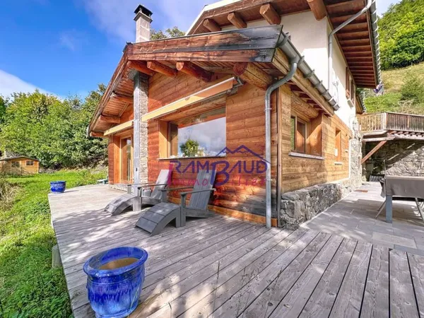 Maison de luxe 5 pièces 132 m²
