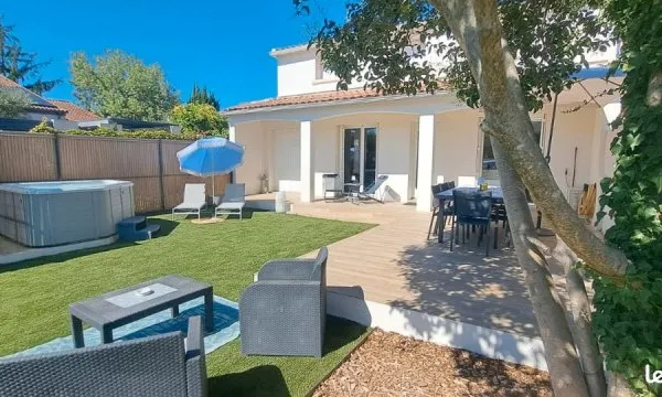 Mauguio centre magnifique villa