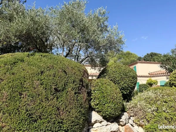 Villa 5 pièces 187 m²