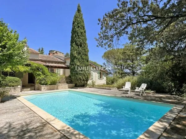 A vendre - Maison avec vue et piscine - Luberon