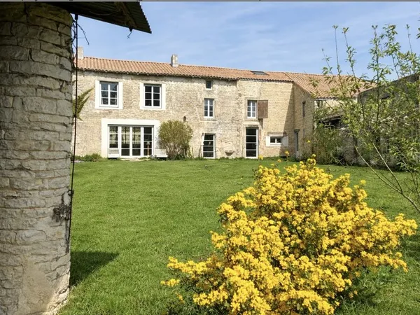 Maison coup de coeur , rénovée.