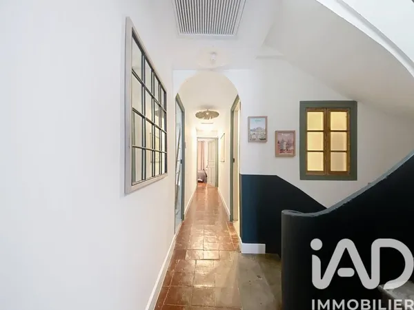 Immeuble 270 m²
