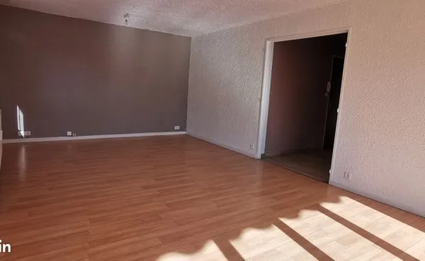 Appartement 3 pièces 90 m² Proche centre