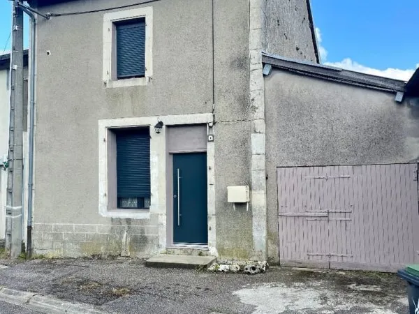 MAISON DE VILLAGE LOUÉE