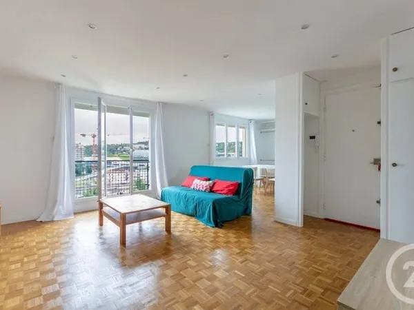 Appartement 3 pièces 77 m²