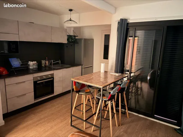 Loue appartement T2 meublé entièrement rénover sur Borgo