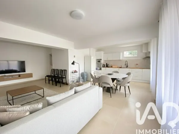 Maison 7 pièces 115 m²