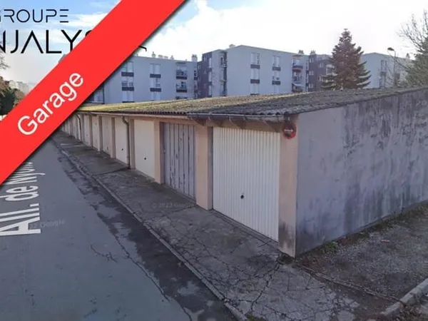 Stationnement Location Saint-Fons   90€