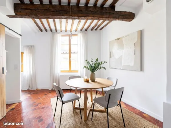 Studio 1 pièce 26 m²