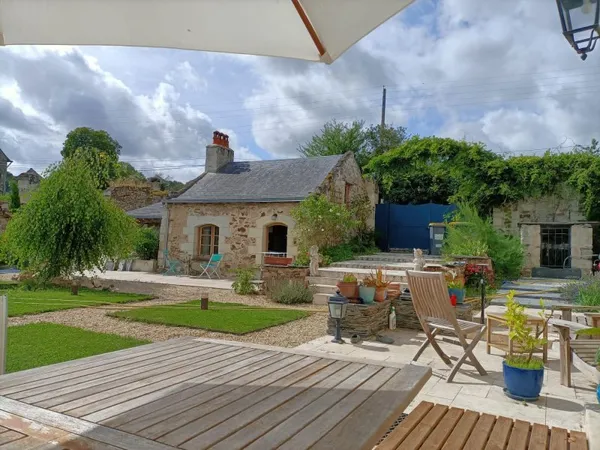 Loue 16km d'Angers très joli chalet 20m² avec terrasse