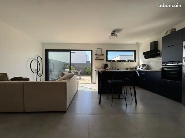 Maison contemporaine neuve