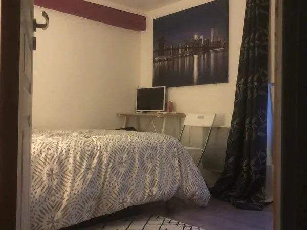 Location chambre dans maison