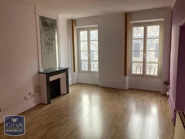 Local professionnel 3 pièces 56 m²