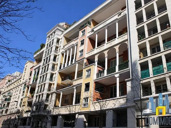 Courbevoie - Faubourg de l'Arche | Studio avec parking dans
