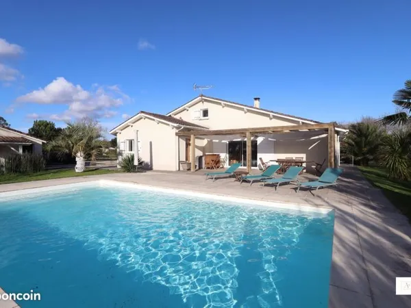 Maison - 6 pièces - 168m² - piscine - double garage