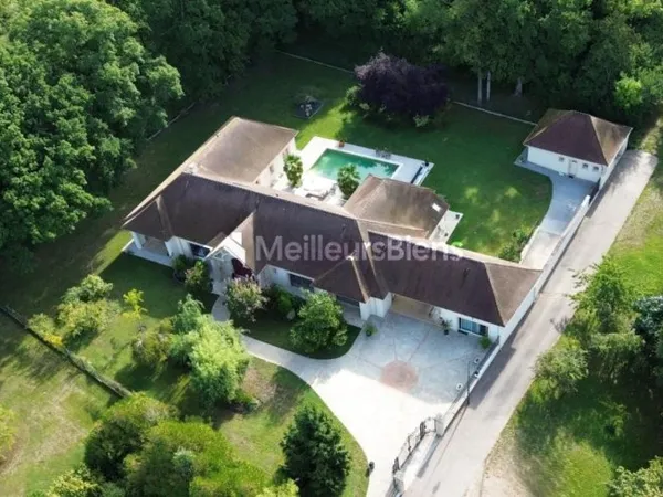 Magnifique propriété familiale à Favrieux 78