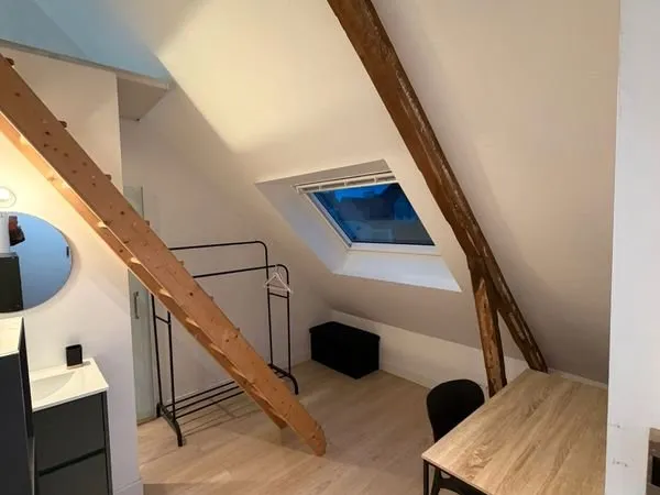 CHAMBRE ac sdb privée, maison avec jardin
