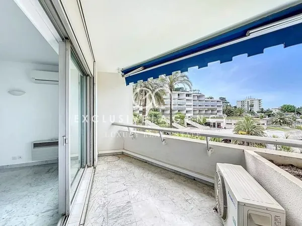 CANNES 2 PIECES 50m² AVEC TERRASSE.