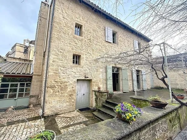 Uzès centre ville - Maison bourgeoise avec jardin et orangerie