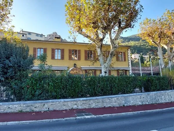 Immeuble 6 pièces 647 m²