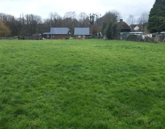 Terrain 2500 m² LA RUE ST PIERRE