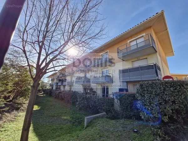 Frontignan type 2 de 46m² terrasse et parking