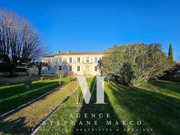 Maison 10 pièces 283 m²