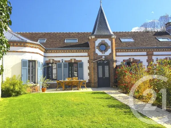 Maison 10 pièces 190 m²