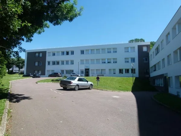 Joli studio à Montbard