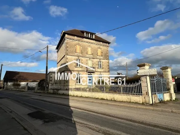 Maison 9 pièces 200 m²