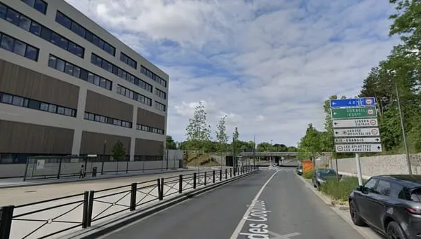VENTE PARKING BOXABLE - ÉVRY-COURCOURONNES (91) FORT POTENTIEL LOCATIF