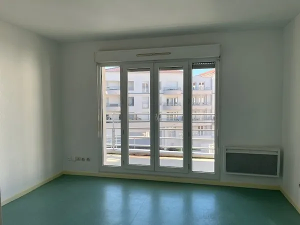 STUDIO EQUIPE - RUE DU PONT DE LA CROIX - NANCY