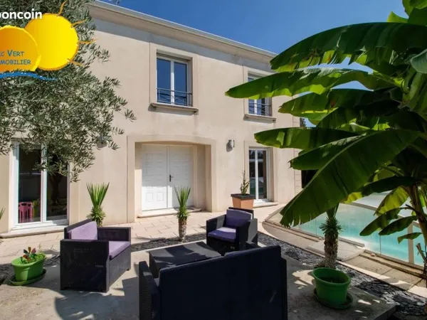 Maison 5 pièces 160 m²