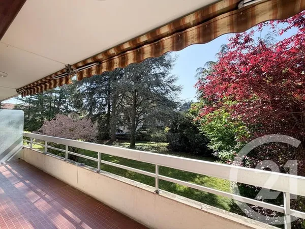 Appartement 4 pièces 86 m²