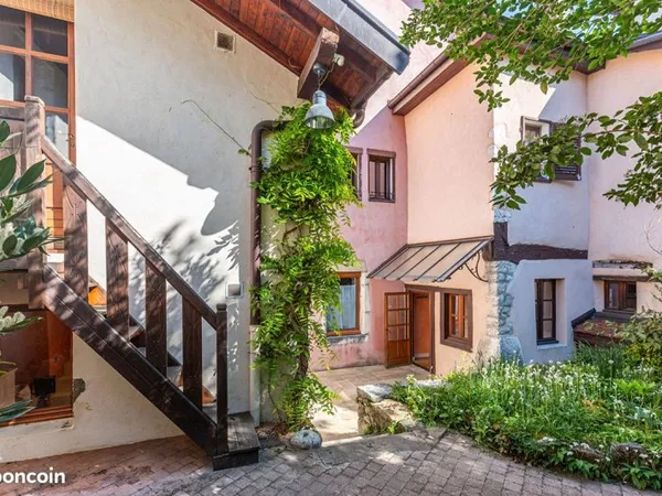 Appartement 4 pièces 105 m²