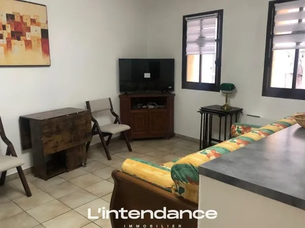 BEA - T2 MEUBLE 43 M2 650 EUR/MOIS