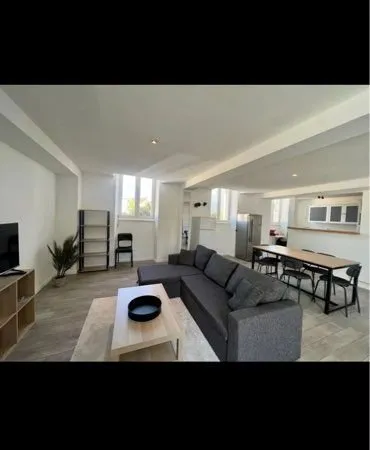Chambre au pied du centre ville
