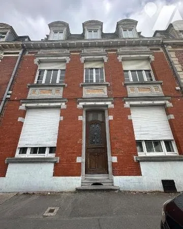 Maison 9 pièces 275 m²